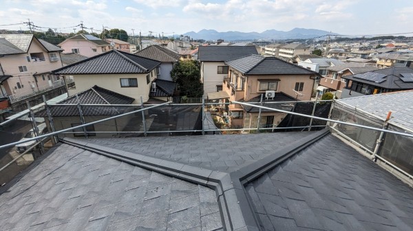 セメント瓦からルーガ鉄平葺き替え