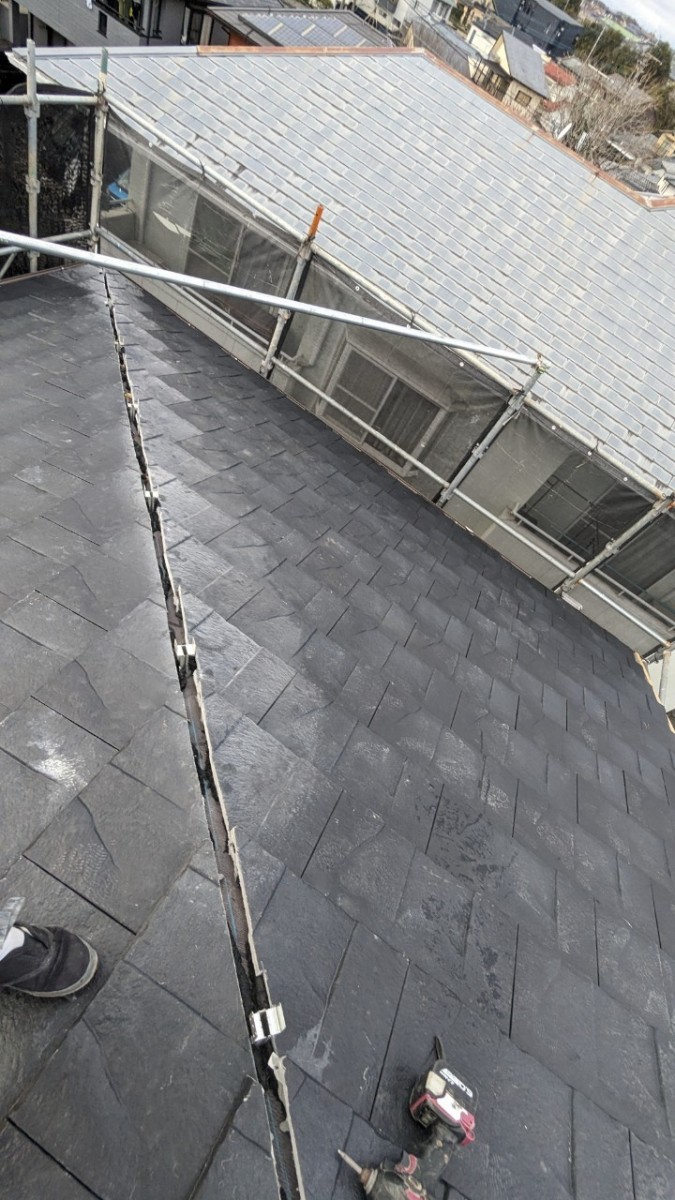 セメント瓦からルーガ鉄平葺き替え