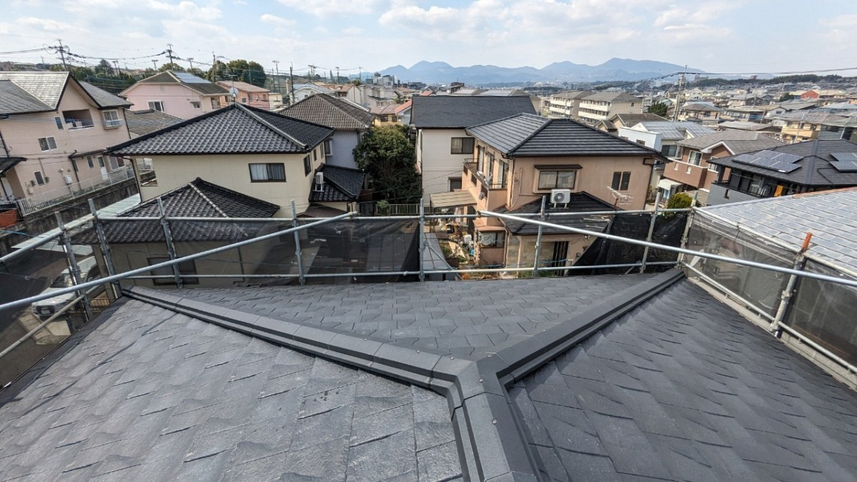 セメント瓦からルーガ鉄平葺き替え